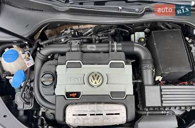 Хетчбек Volkswagen Golf 2008 в 