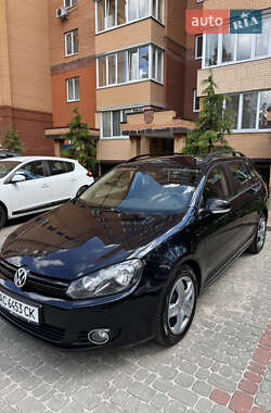 Универсал Volkswagen Golf 2012 в Ирпене