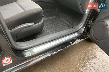 Хетчбек Volkswagen Golf 2000 в 