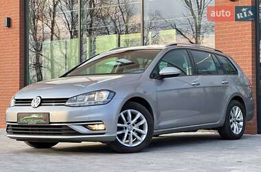 Універсал Volkswagen Golf 2019 в 