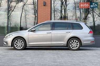 Універсал Volkswagen Golf 2019 в 