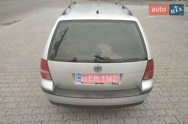 Универсал Volkswagen Golf 2003 в 