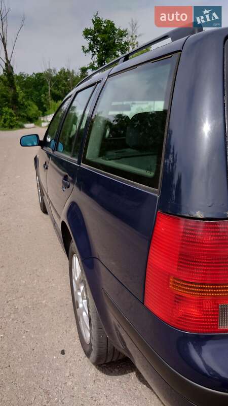Універсал Volkswagen Golf 1999 в Харкові