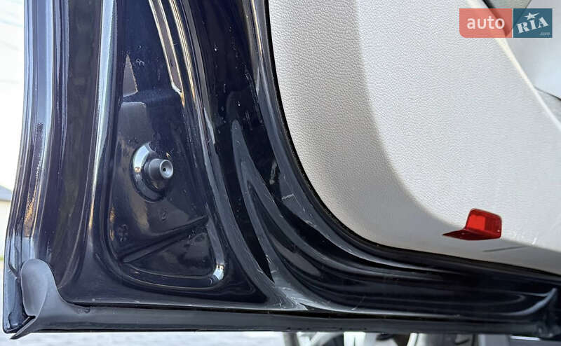 Хетчбек Volkswagen Golf 2010 в Вінниці