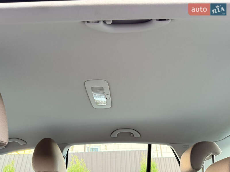 Хетчбек Volkswagen Golf 2010 в Вінниці