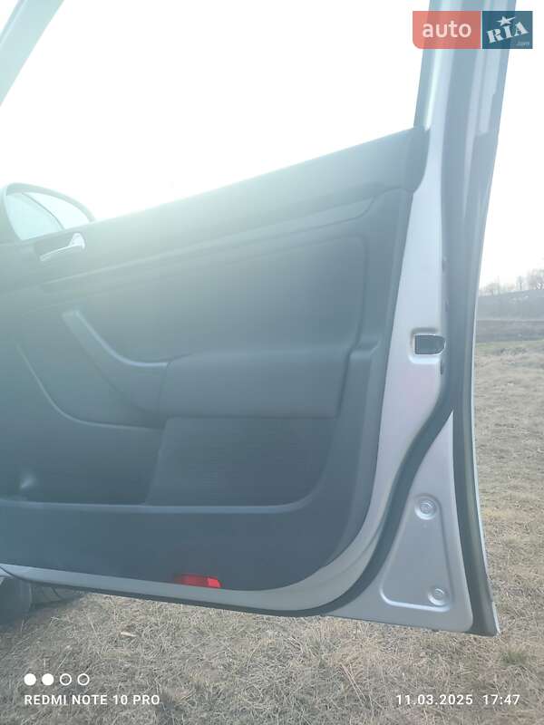 Універсал Volkswagen Golf 2010 в Новоархангельську