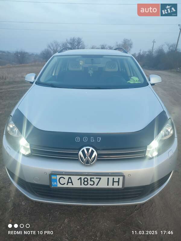 Універсал Volkswagen Golf 2010 в Новоархангельську