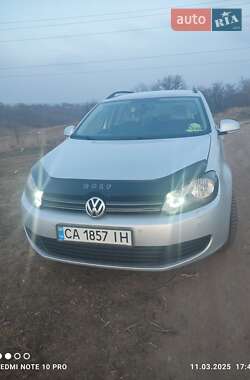 Универсал Volkswagen Golf 2010 в 