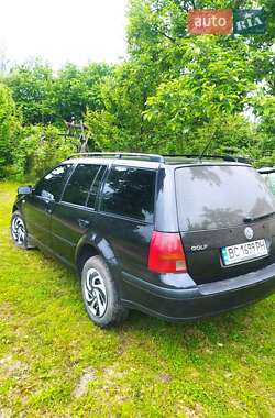 Універсал Volkswagen Golf 2000 в 