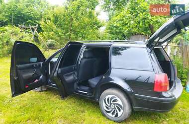 Універсал Volkswagen Golf 2000 в 