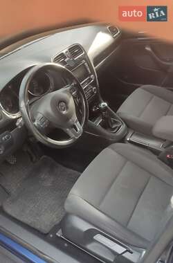 Универсал Volkswagen Golf 2010 в 