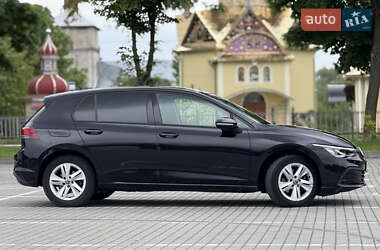 Хэтчбек Volkswagen Golf 2020 в 