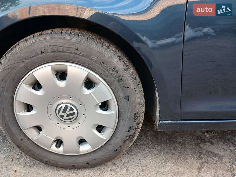 Универсал Volkswagen Golf 2008 в Гадяче