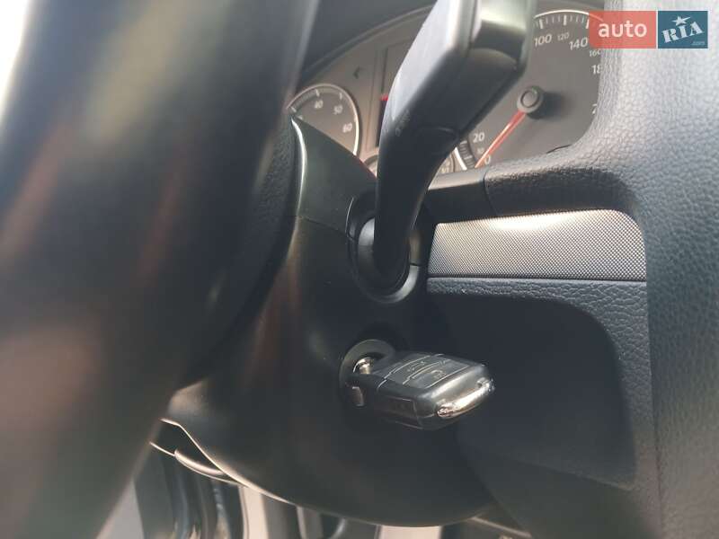 Универсал Volkswagen Golf 2008 в Гадяче