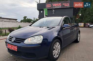 Хэтчбек Volkswagen Golf 2006 в Прилуках