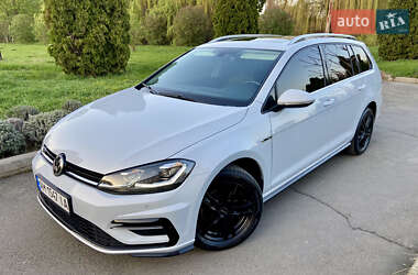 Універсал Volkswagen Golf 2017 в Умані