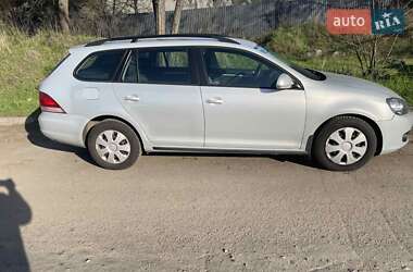 Универсал Volkswagen Golf 2011 в Черкассах