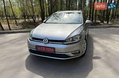 Універсал Volkswagen Golf 2019 в Києві