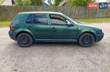 Хэтчбек Volkswagen Golf 1998 в 