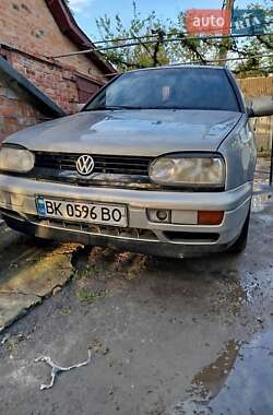 Хэтчбек Volkswagen Golf 1996 в Виннице