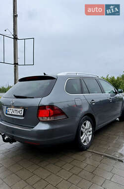 Универсал Volkswagen Golf 2011 в 