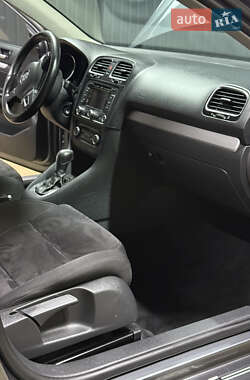 Универсал Volkswagen Golf 2011 в 