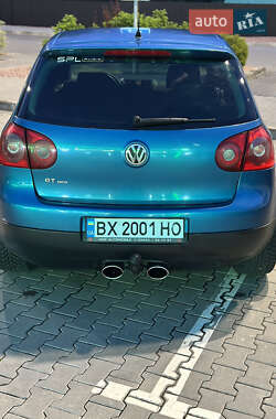 Хэтчбек Volkswagen Golf 2006 в 