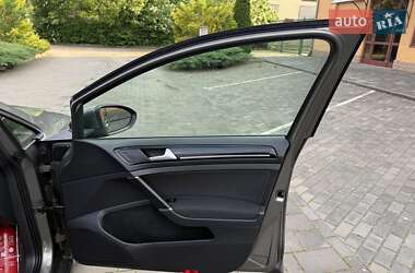 Універсал Volkswagen Golf 2015 в 