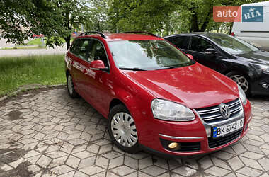 Универсал Volkswagen Golf 2008 в Ровно