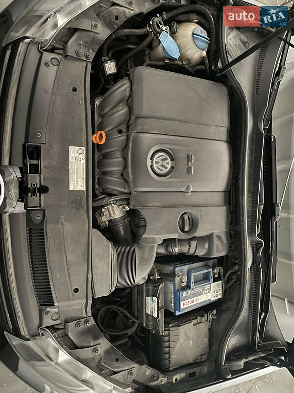 Хетчбек Volkswagen Golf 2012 в Черкасах фото 13 Хетчбек Volkswagen Golf 2012 в Черкасах