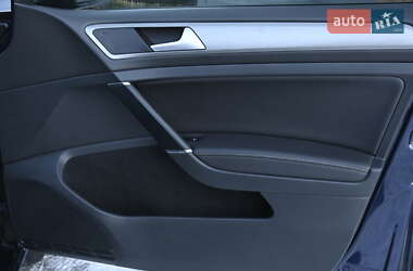 Універсал Volkswagen Golf 2014 в 
