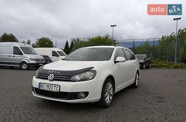 Универсал Volkswagen Golf 2014 в Жовкве