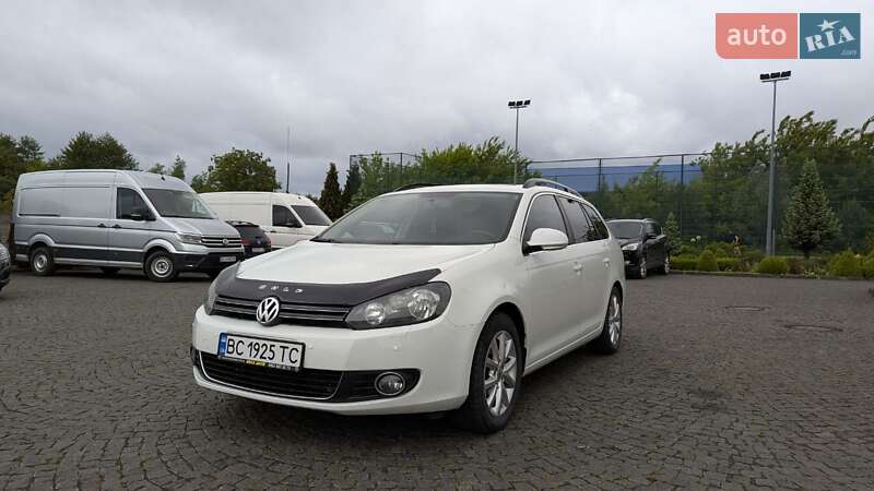 Универсал Volkswagen Golf 2014 в 