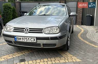 Хэтчбек Volkswagen Golf 2001 в 