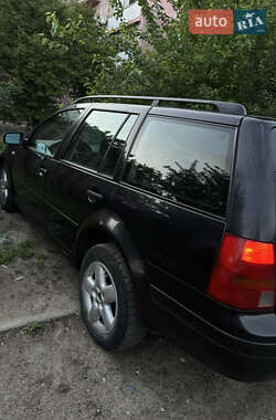 Универсал Volkswagen Golf 2000 в 