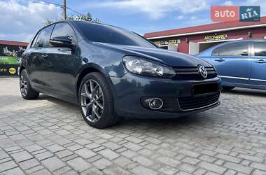 Хетчбек Volkswagen Golf 2013 в Одесі