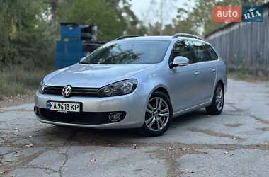 Универсал Volkswagen Golf 2010 в Киеве
