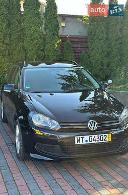 Універсал Volkswagen Golf 2009 в 