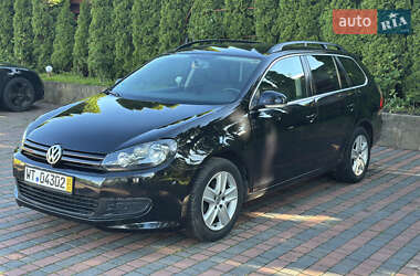 Універсал Volkswagen Golf 2009 в 