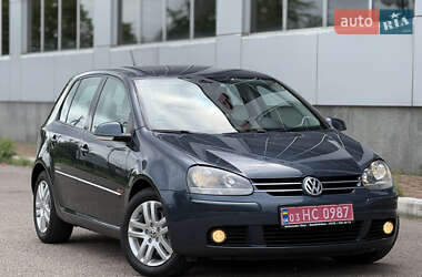 Хэтчбек Volkswagen Golf 2009 в 