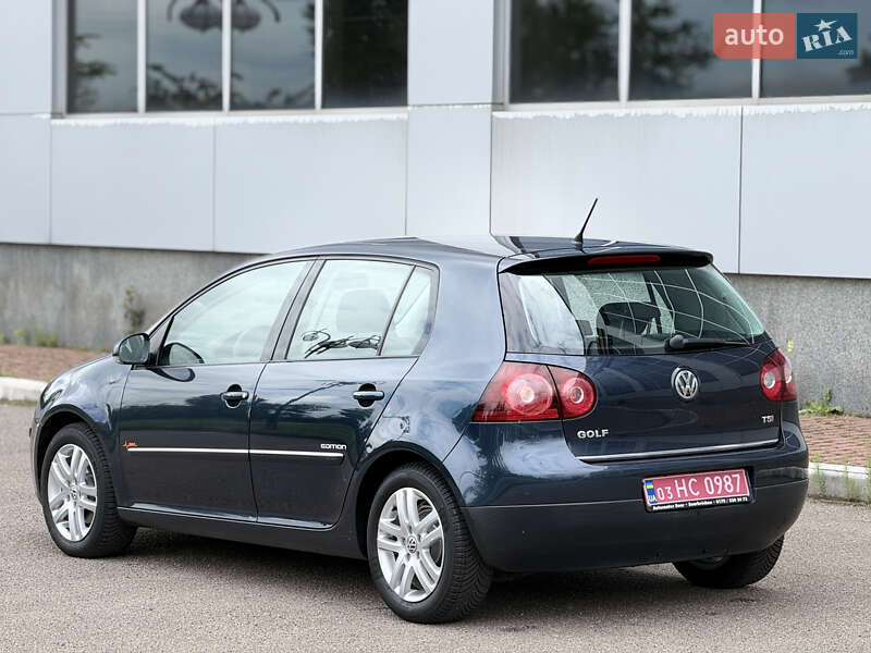 Хетчбек Volkswagen Golf 2009 в Білій Церкві