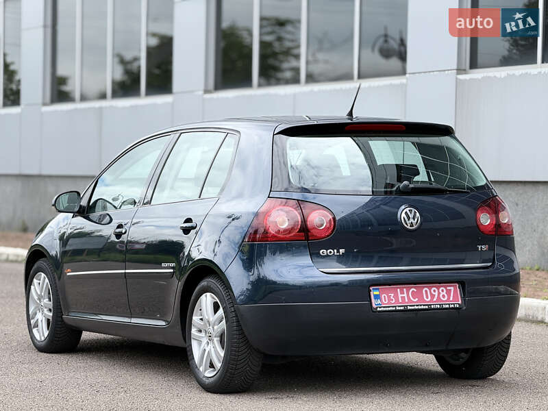 Хетчбек Volkswagen Golf 2009 в Білій Церкві