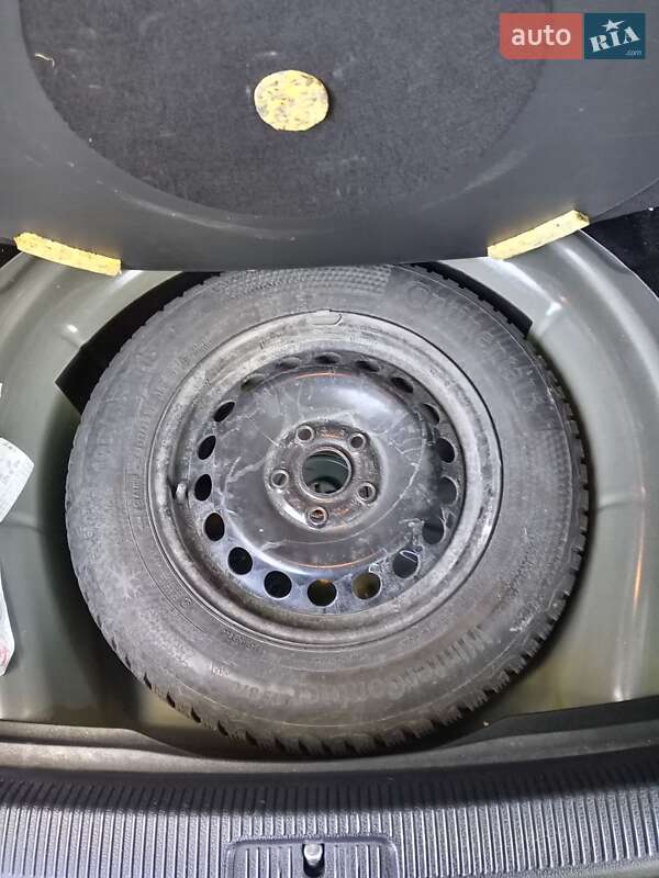 Універсал Volkswagen Golf 2009 в Луцьку