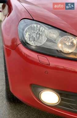 Хетчбек Volkswagen Golf 2009 в 