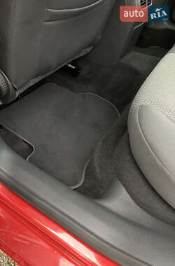 Хетчбек Volkswagen Golf 2009 в 