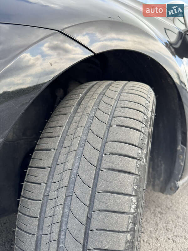 Універсал Volkswagen Golf 2015 в Львові