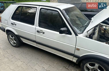 Хэтчбек Volkswagen Golf 1989 в 