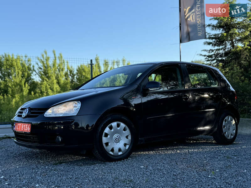 Хэтчбек Volkswagen Golf 2008 в Дрогобыче