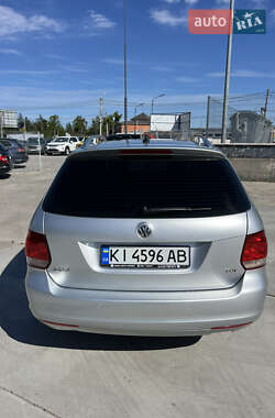 Универсал Volkswagen Golf 2011 в 