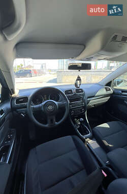 Универсал Volkswagen Golf 2011 в 